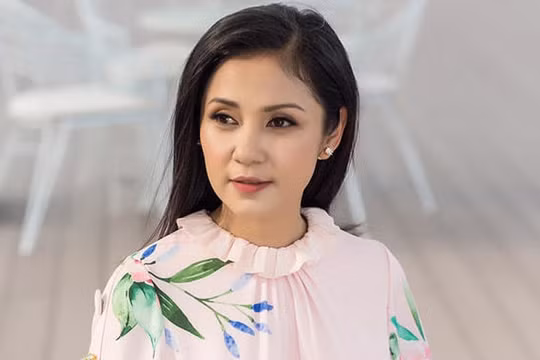 Diễn viên Việt Trinh dừng đóng phim để chăm sóc con trai