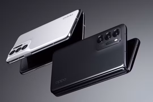 Chiếc smartphone màn hình gập ngang nhẹ nhất thế giới
