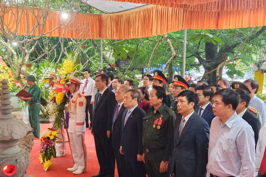 Lễ tưởng niệm 50 năm ngày hy sinh các anh hùng liệt sỹ tại hang Tám TNXP và đường 20 - Quyết Thắng