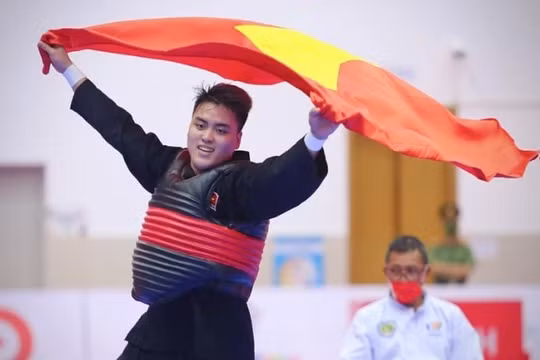 SEA Games 31 ngày 16/5: "Ngày vàng" của Điền kinh, Taekwondo, Pencak Silat, Huy Hoàng phá kỷ lục SEA Games