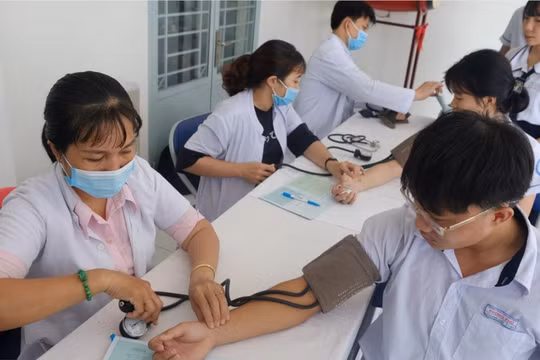 Mức đóng BHYT của học sinh, sinh viên không có sự thay đổi