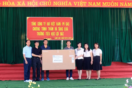 PV GAS PMC tiếp bước hành trình thiện nguyện