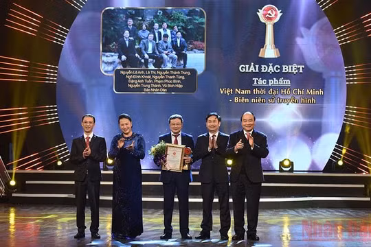 Sẽ vinh danh 67 tác phẩm xuất sắc tại lễ trao Giải Búa liềm vàng lần thứ VI - năm 2021