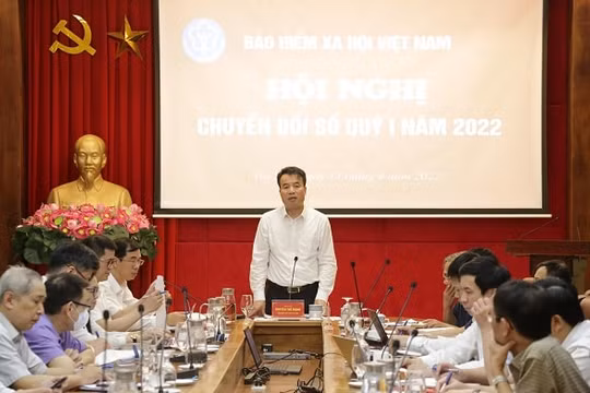 Chuyển đổi số để phục vụ người tham gia BHXH, BHYT ngày càng tốt hơn
