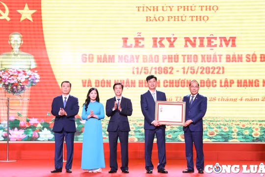 Báo Phú Thọ kỷ niệm 60 năm xuất bản số đầu tiên