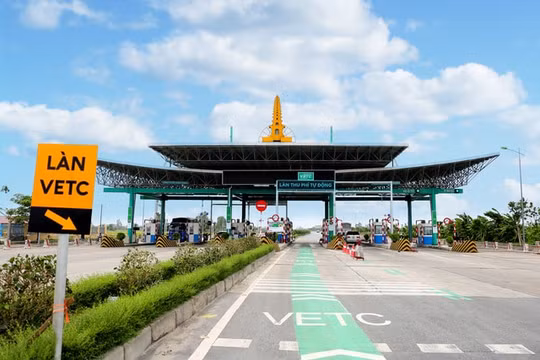 Xem xét dừng thu phí nếu không lắp đặt xong hệ thống ETC trước tháng 6/2022