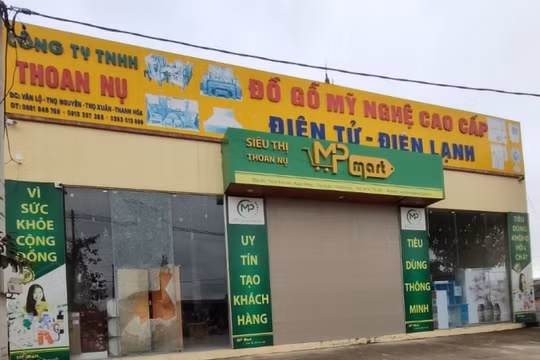 Truy lùng kẻ nổ súng vào nhà dân