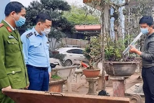 Vĩnh Phúc: Phạt 15 triệu đồng đối với cửa hàng treo biển hết xăng