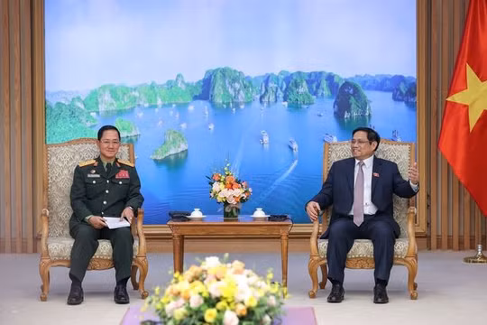 Thủ tướng Phạm Minh Chính tiếp Tổng Tham mưu trưởng QĐND Lào