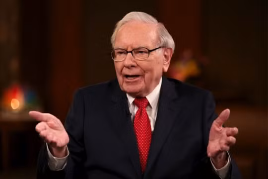 Tỷ phú Warren Buffett đã thu về hơn 120 tỷ USD chỉ trong 4 năm với cổ phiếu Apple