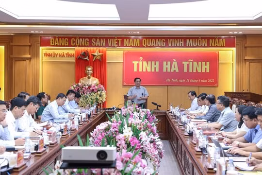Thúc đẩy phát triển kinh tế xã hội tỉnh Hà Tĩnh với 3 trụ cột chính