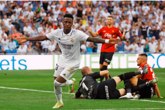 Thắng Mallorca 4-1, Real Madrid đòi lại ngôi đầu BXH La Liga