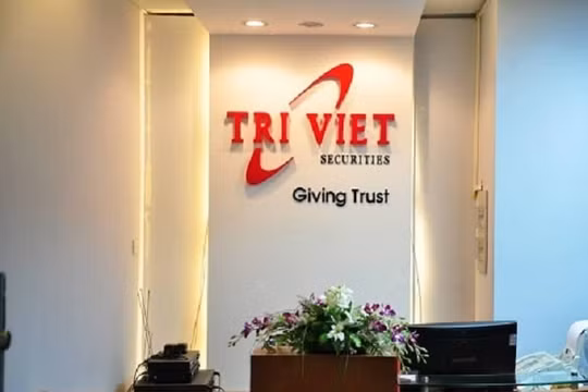 Kinh doanh thụt lùi, cựu Tổng giám đốc bị bắt, cổ phiếu Chứng khoán Trí Việt (TVB) 'lao dốc' lỡ kế hoạch tăng vốn?