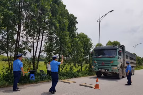 Vẫn còn chủ xe, lái xe cố tình vi phạm quy định về tải trọng