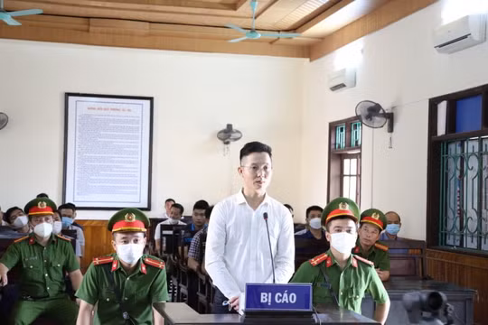 Tuyên phạt 5 năm 6 tháng tù giam đối tượng tuyên truyền chống phá Nhà nước