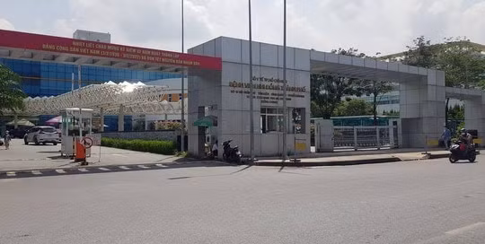 BV Nhi Đồng TP. HCM thông tin vụ việc bé điều trị nội trú rơi từ tầng 5