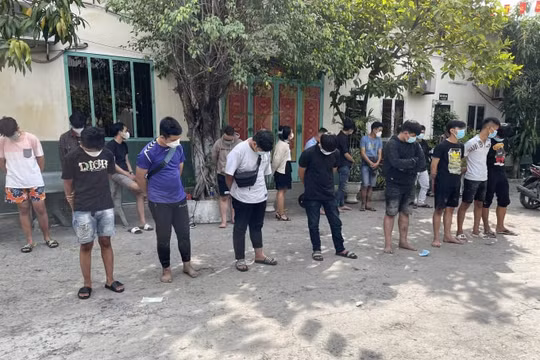 Bắt giữ nhóm "quái xế" đua xe trái phép ở TP. HCM