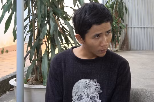 Kon Tum: Khởi tố đối tượng ném ma túy xuống đường phi tang, tông xe vào lực lượng công an