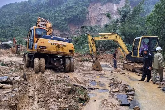 Khắc phục hậu quả mưa lũ đối với hệ thống hạ tầng giao thông