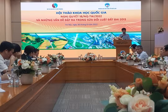 Chuyên gia kinh tế tranh luận về vấn đề bỏ khung giá đất: Nên hay không?