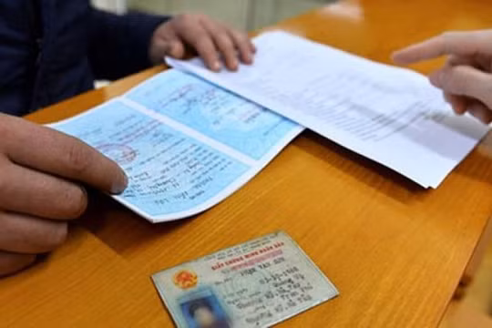 Bỏ việc nộp, xuất trình sổ hộ khẩu, sổ tạm trú giấy khi thực hiện thủ tục hành chính