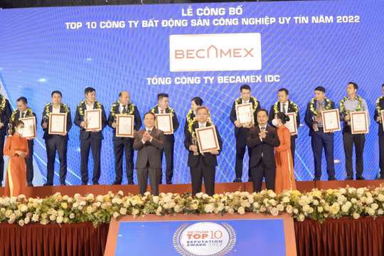 Becamex IDC liên tiếp 2 năm đạt danh hiệu Công ty Bất động sản công nghiệp uy tín nhất Việt Nam 