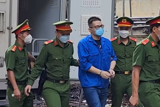 Hacker Nhâm Hoàng Khang hầu tòa về tội "Cưỡng đoạt tài sản"