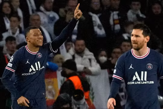 PSG nhận tin sốc trước trận tái đấu Real