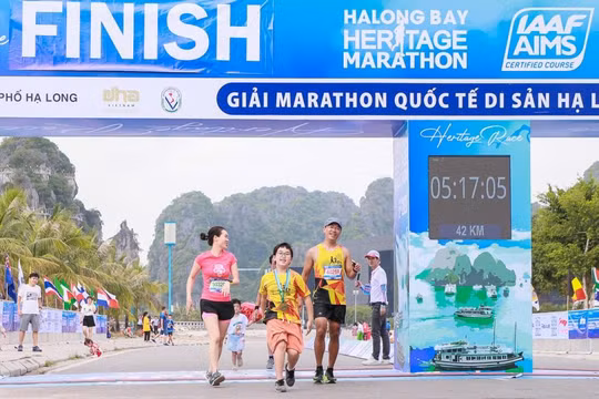 Quảng Ninh: Giải Marathon quốc tế Di sản Vịnh Hạ Long 2022 chính thức trở lại