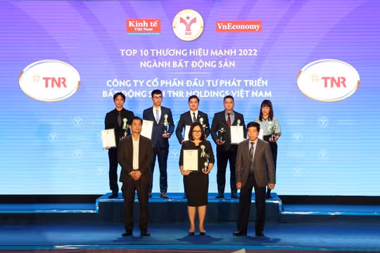 Vinh danh doanh nghiệp bất động sản kiến tạo những dự án thuận ích