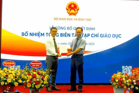 Bổ nhiệm PGS.TS Nguyễn Tiến Trung giữ chức vụ Tổng Biên tập Tạp chí Giáo dục