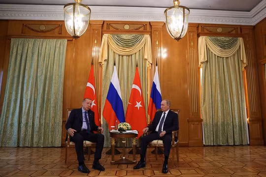 Tổng thống Nga Putin và Tổng thống Thổ Nhĩ Kỳ Erdogan hội đàm về khí đốt, ngũ cốc
