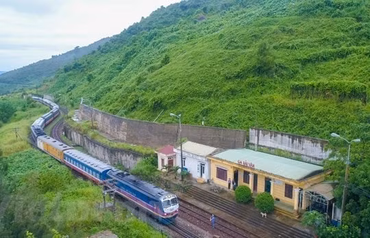 FLC muốn đầu tư đường sắt Viêng Chăn - Vũng Áng