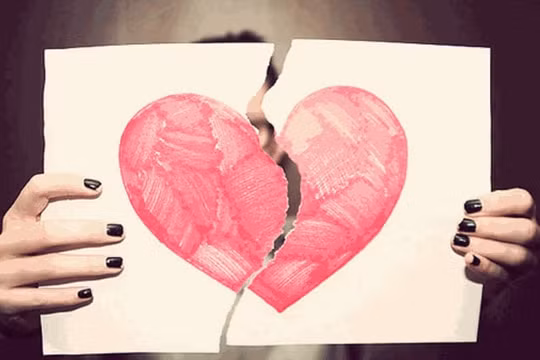 Những status thất tình ngắn gọn thấm đẫm nước mắt