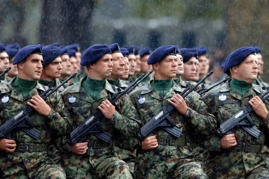 Serbia đặt quân đội trong tình trạng báo động ở biên giới Kosovo