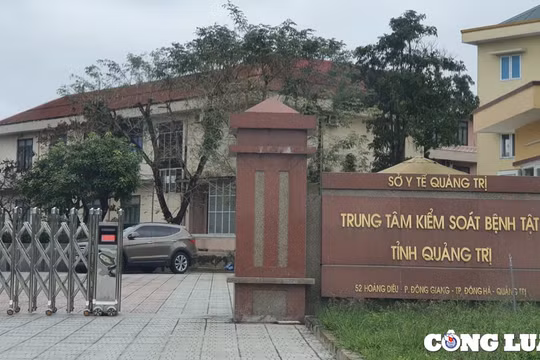 Khởi tố 2 cán bộ CDC Quảng Trị bán lại bộ xét nghiệm Covid-19 cho Công ty Việt Á