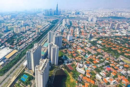Dù có nhiều giải pháp, nhưng nguồn cung vẫn thiếu, giá nhà vẫn tăng