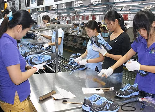 Sau 35 năm, kim ngạch xuất khẩu giày dép của Việt Nam đã tăng hơn 2.160 lần