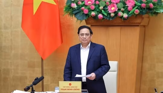Thủ tướng: Xử lý nghiêm việc tung tin giả, phá hoại nền kinh tế