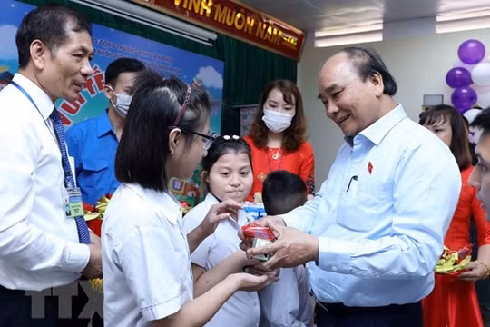 Chủ tịch Nước: Bảo vệ, giáo dục trẻ em là vấn đề có tính chiến lược, lâu dài của đất nước