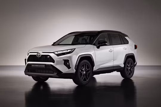 Toyota RAV4 GR Sport 2023 ra mắt với diện mạo mới đậm chất thể thao