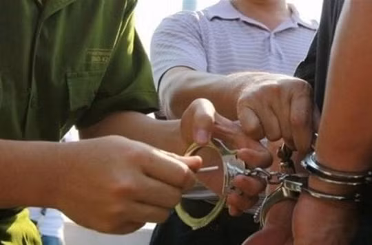 Khởi tố, bắt giam Giám đốc và nguyên Giám đốc Hợp tác xã ở Quảng Ninh