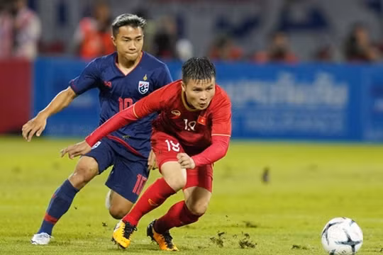 Pau FC chưa chốt chuyện Quang Hải dự AFF Cup 2022