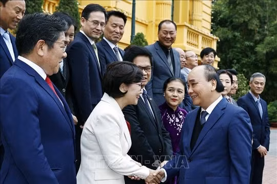 Chủ tịch nước gặp mặt các tổ chức người Hàn Quốc tại Việt Nam