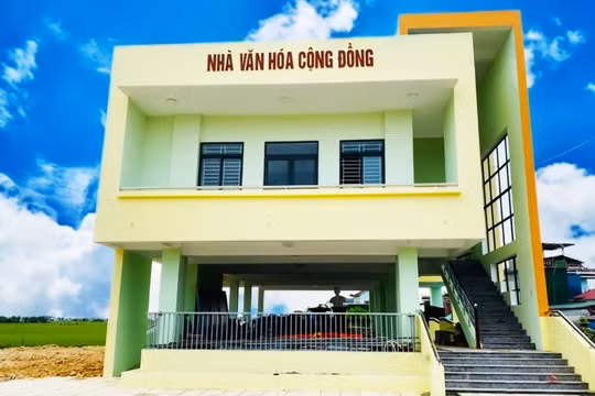 HDBank, Sovico trao tặng 3 nhà cộng đồng tránh lũ trị giá 6,1 tỷ đồng cho tỉnh Hà Tĩnh