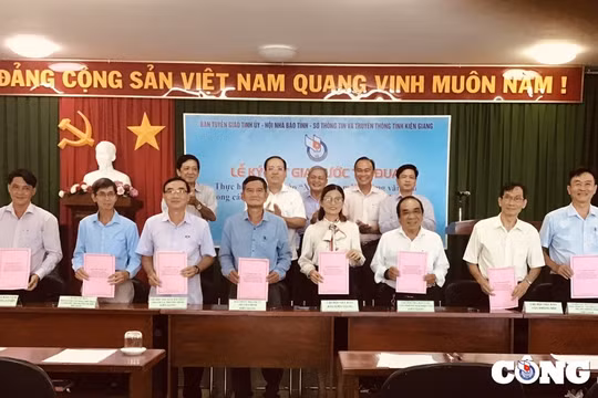 Kiên Giang phát động Phong trào thi đua “Xây dựng môi trường văn hóa trong các cơ quan báo chí”