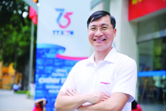Trong bài toán công nghệ, chúng ta không tiến ắt sẽ lùi