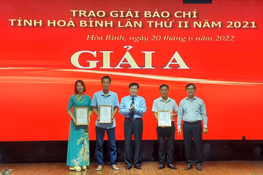 Hoà Bình: Tổng kết và trao Giải Báo chí tỉnh lần thứ II, năm 2021