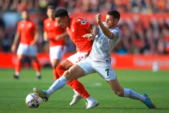 Thi đấu bạc nhược, Liverpool bị đội bét bảng đánh bại
