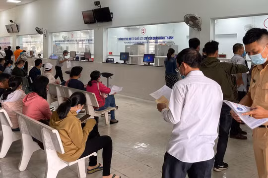 Từ hôm nay, công an xã được quyền đăng ký, cấp biển số xe môtô, xe gắn máy